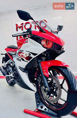 Спортбайк Yamaha R3 2015 в 