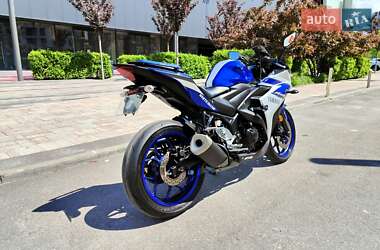 Мотоцикл Супермото (Motard) Yamaha R3 2016 в 