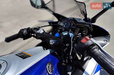 Мотоцикл Супермото (Motard) Yamaha R3 2016 в 