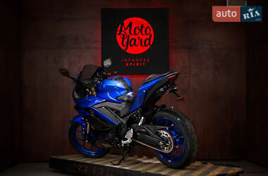 Спортбайк Yamaha R3 2019 в 