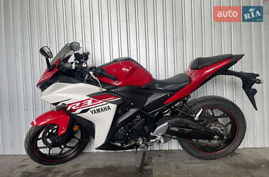 Спортбайк Yamaha R3 2015 в Виннице