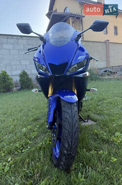 Спортбайк Yamaha R3 2019 в 