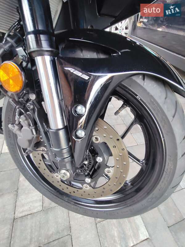 Спортбайк Yamaha R3 2023 в Білогородці фото 3 Спортбайк Yamaha R3 2023 в Білогородці