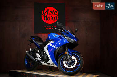 Спортбайк Yamaha R3 2017 в 