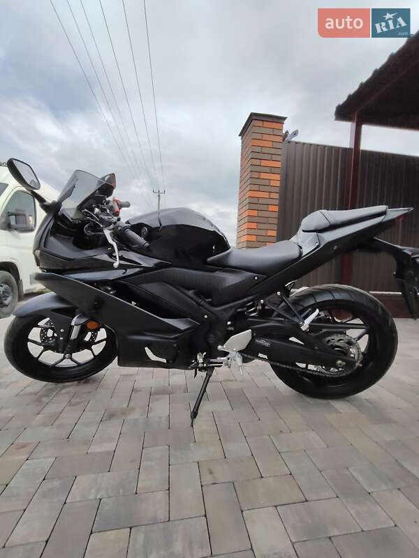 Спортбайк Yamaha R3 2021 в Білогородці фото 3 Спортбайк Yamaha R3 2021 в Білогородці