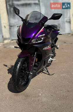 Мотоцикл Без обтекателей (Naked bike) Yamaha R3 2023 в 