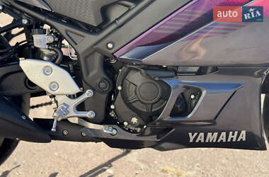 Мотоцикл Без обтекателей (Naked bike) Yamaha R3 2023 в 