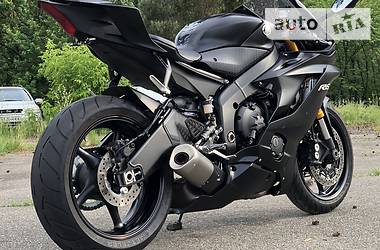 Спортбайк Yamaha R6 2018 в 
