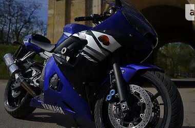 Спортбайк Yamaha R6 2003 в Херсоне