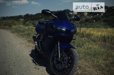 Спортбайк Yamaha R6 2001 в Дніпрі