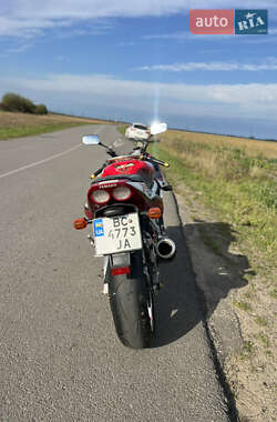 Спортбайк Yamaha R6 2002 в 