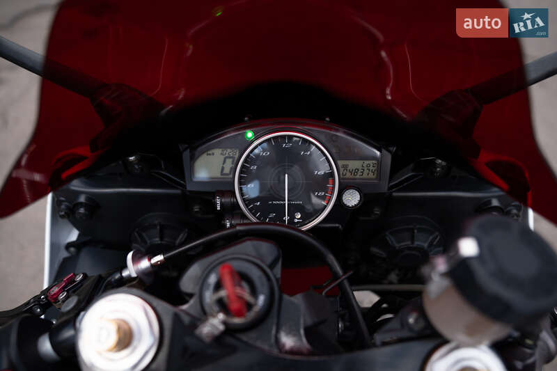 Спортбайк Yamaha R6 2007 в Киеве