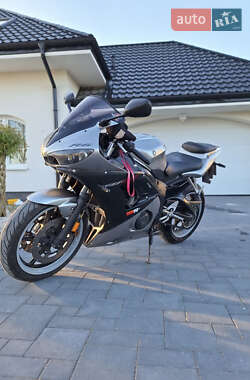 Спортбайк Yamaha R6 2004 в Виннице