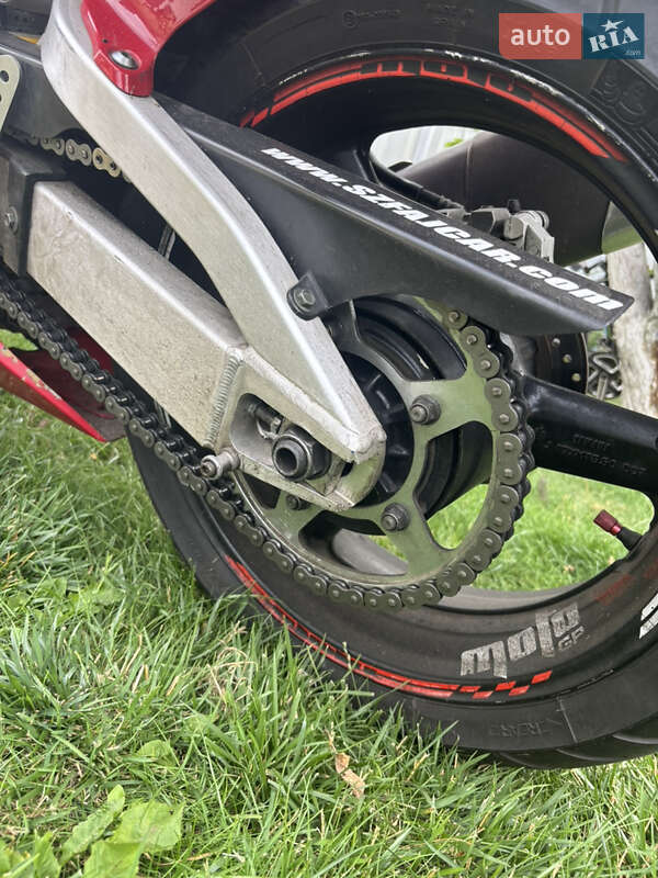 Спортбайк Yamaha R6 2001 в Броварах