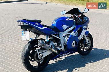 Спортбайк Yamaha R6 2002 в 