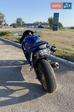 Спортбайк Yamaha R6 2006 в 