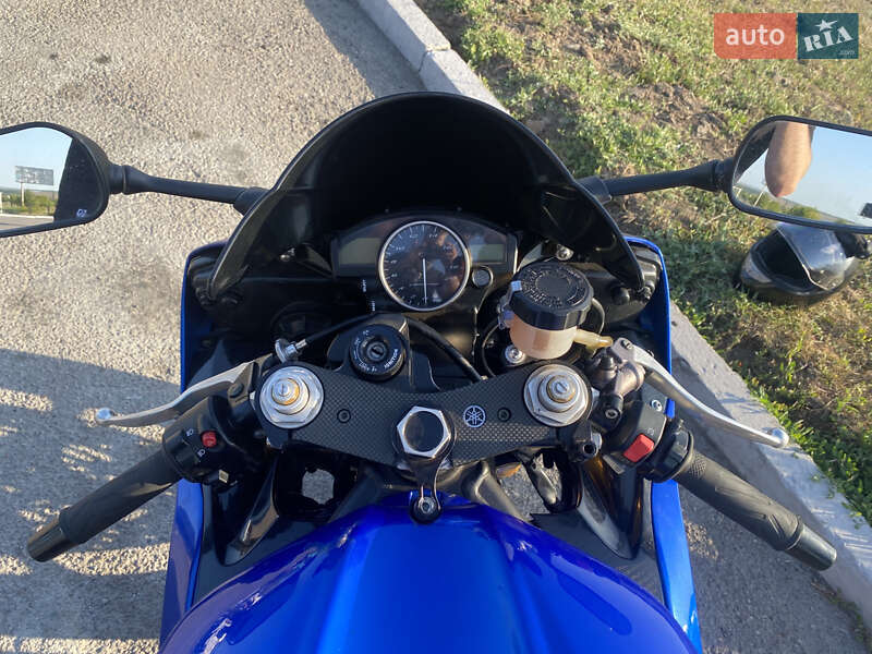 Спортбайк Yamaha R6 2006 в Днепре