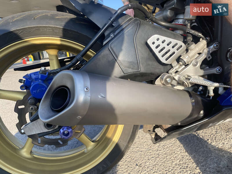 Спортбайк Yamaha R6 2006 в Днепре