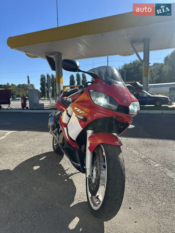 Спортбайк Yamaha R6 2002 в Києві