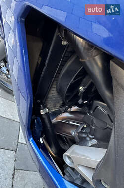 Спортбайк Yamaha R6 2004 в 