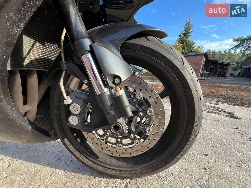 Спортбайк Yamaha R6 2007 в Миргороді фото 11 Спортбайк Yamaha R6 2007 в Миргороді