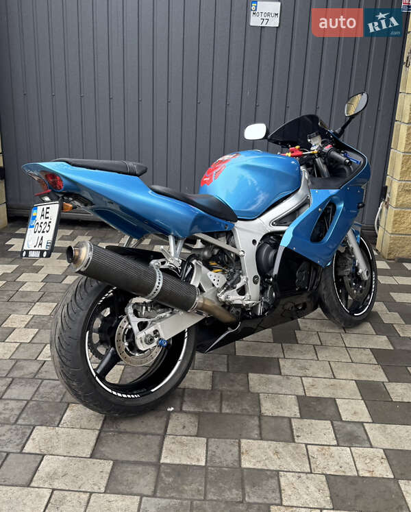 Спортбайк Yamaha R6 2001 в Днепре фото 4 Спортбайк Yamaha R6 2001 в Днепре