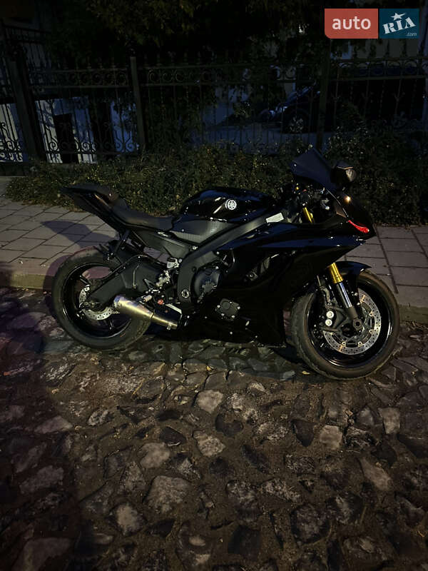 Спортбайк Yamaha R6 2019 в Луцке