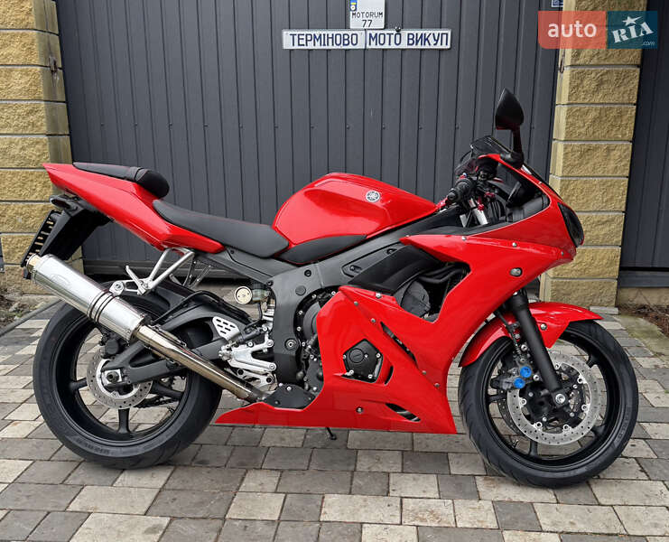 Спортбайк Yamaha R6 2003 в Новомосковске