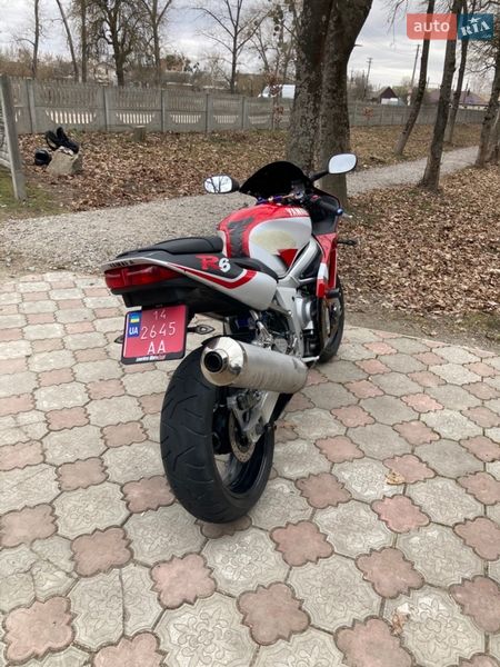 Спортбайк Yamaha R6 2000 в Виннице