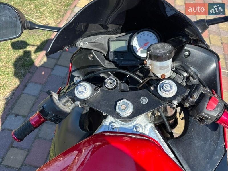 Спортбайк Yamaha R6 2001 в Броварах