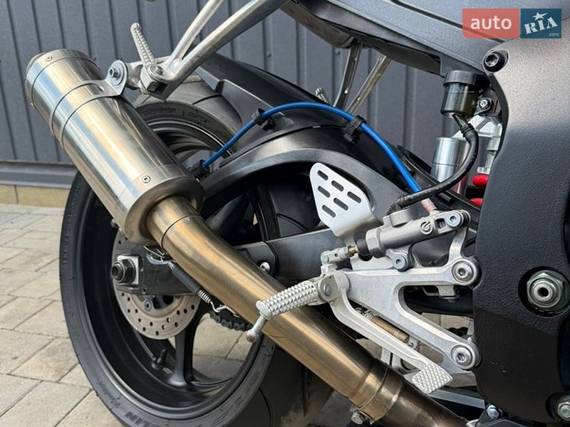 Спортбайк Yamaha R6 2003 в Новомосковске фото 11 Спортбайк Yamaha R6 2003 в Новомосковске