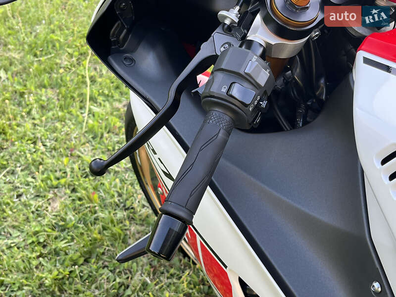 Спортбайк Yamaha R7 2023 в Дніпрі