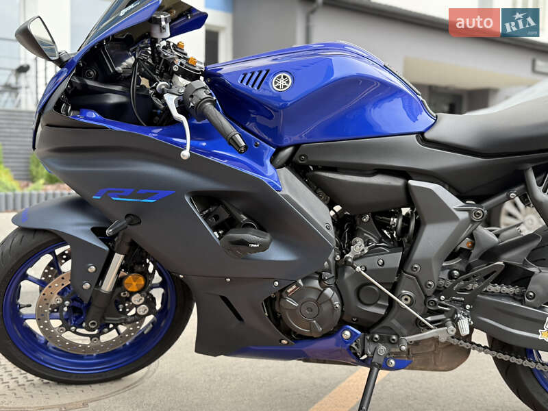 Спортбайк Yamaha R7 2023 в Киеве