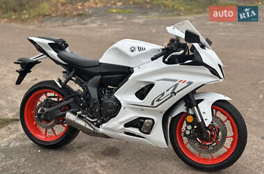 Мотоцикл Спорт-туризм Yamaha R7 2022 в Сновську