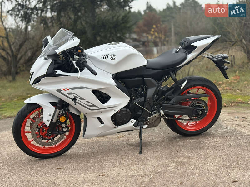 Мотоцикл Спорт-туризм Yamaha R7 2022 в Сновске