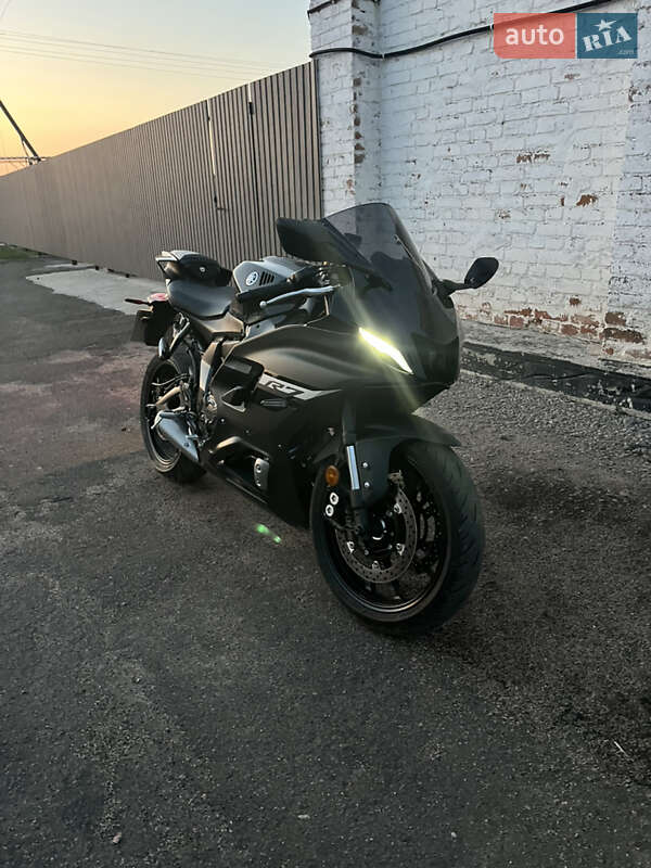 Спортбайк Yamaha R7 2024 в Дніпрі фото 3 Спортбайк Yamaha R7 2024 в Дніпрі
