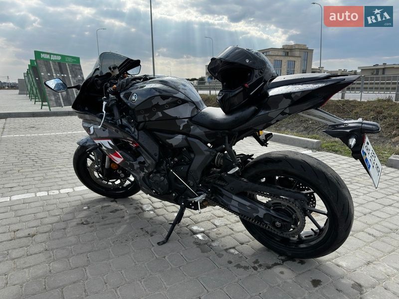 Спортбайк Yamaha R7 2024 в Львові