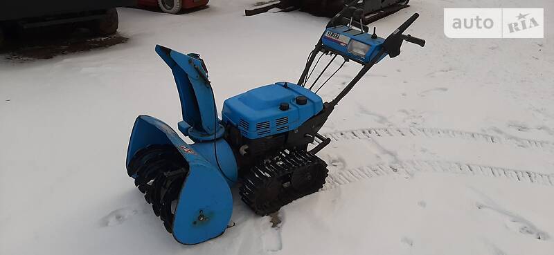 Снегоуборочная машина Yamaha Ricky 2015 в Каменец-Подольском