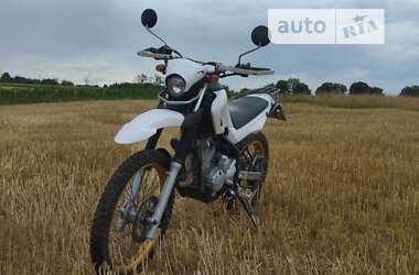 Мотоцикл Внедорожный (Enduro) Yamaha Serow 250 2006 в Шумске