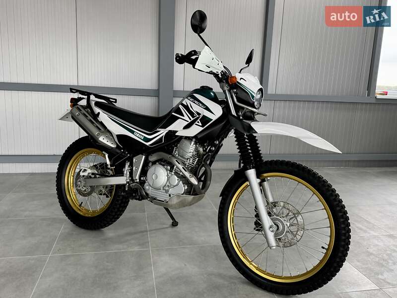 Yamaha Serow 250 2017