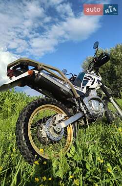 Мотоцикл Позашляховий (Enduro) Yamaha Serow 2016 в Львові