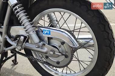 Мотоцикл Классик Yamaha SR 2013 в 