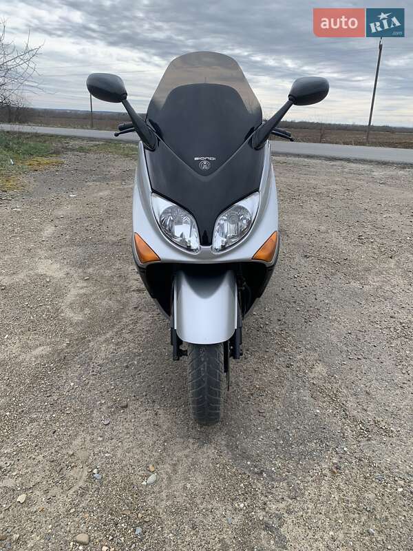 Максі-скутер Yamaha T-Max 500 2003 в Жидачові
