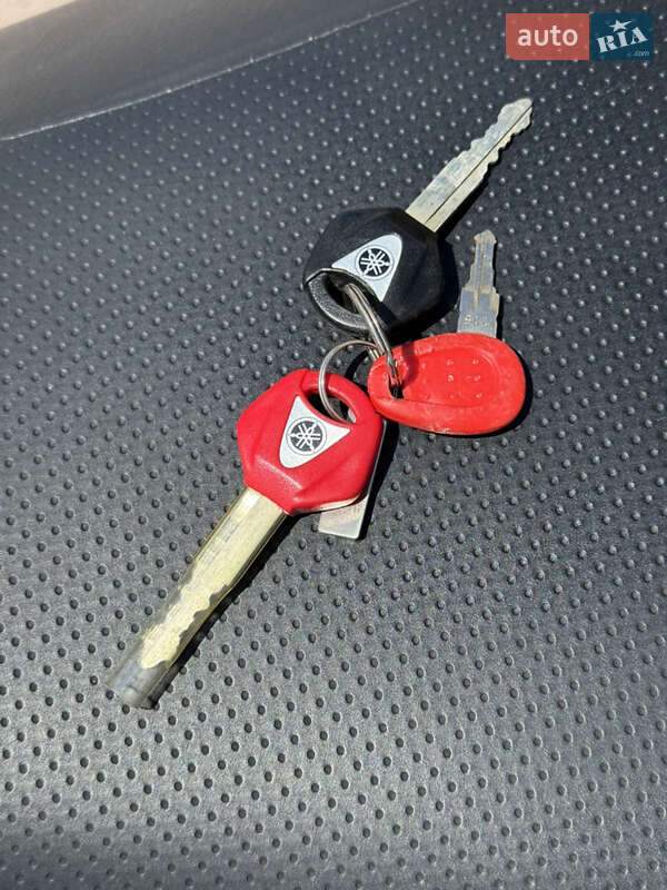 Макси-скутер Yamaha T-Max 500 2007 в Сновске