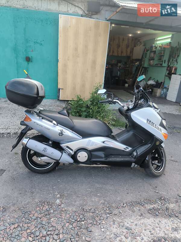 Макси-скутер Yamaha T-Max 500 2002 в Южноукраинске фото 2 Макси-скутер Yamaha T-Max 500 2002 в Южноукраинске