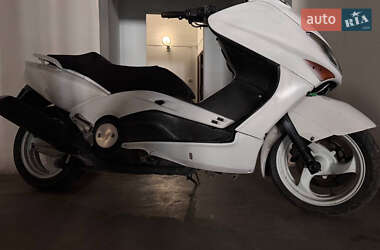 Макси-скутер Yamaha T-Max 500 2001 в 