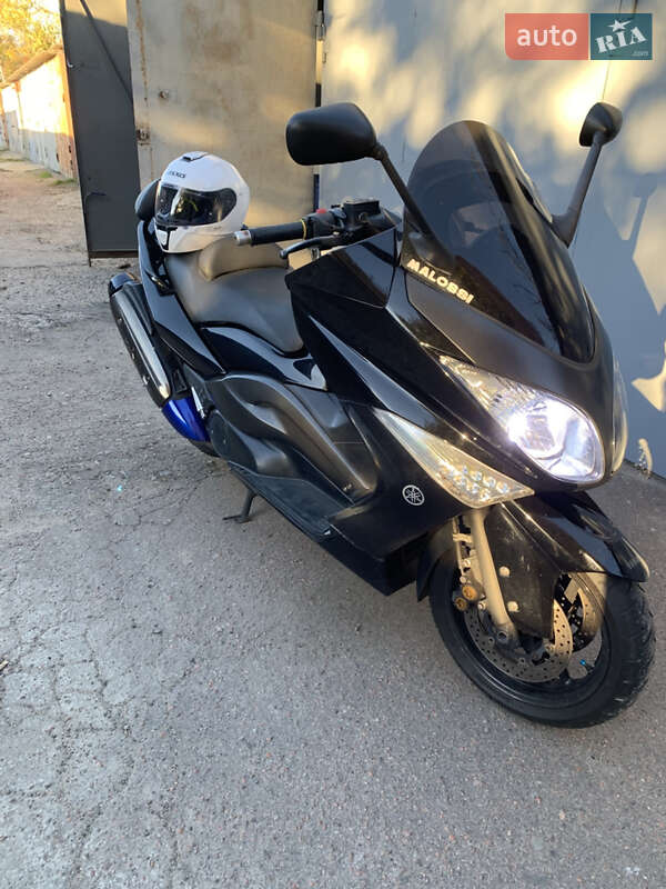 Yamaha T-Max 500 2011