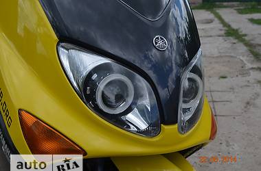 Макси-скутер Yamaha T-MAX 2002 в 