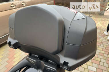 Макси-скутер Yamaha T-MAX 2012 в Лубнах