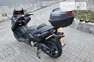 Макси-скутер Yamaha T-MAX 2013 в 